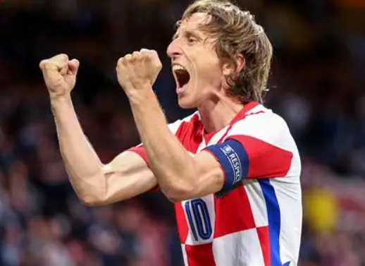 安切洛蒂专访:论意甲风云与<a href='/news/tag/1040339.html' style='color: blue;'>莫德里奇</a>风采